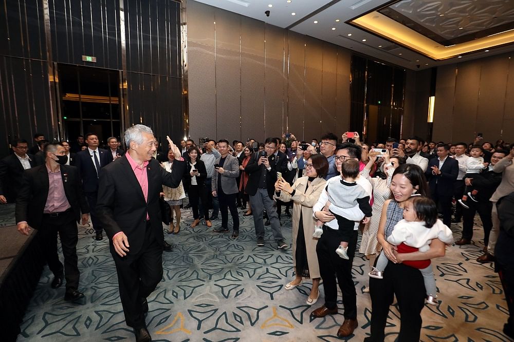 李显龙总理会见新加坡人