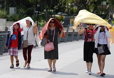 新加坡连一个太阳都那么热了，有九个还得了？（互联网）