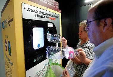 Rome ATAC gives out free metro tickets to encourage people to recycle plastic bottles.