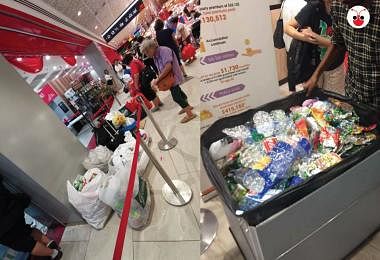 Recycling vending machines overworked, incentives adjusted to S$0.20 for every 20 containers