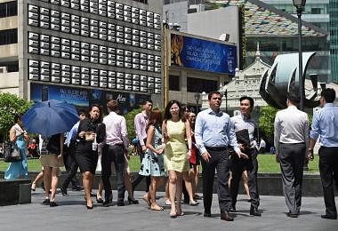 每十人有四人不是本地出生　本地外来人口30年翻倍