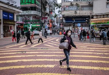 社区传播可能爆发　离中国最近的香港仍拒绝封关