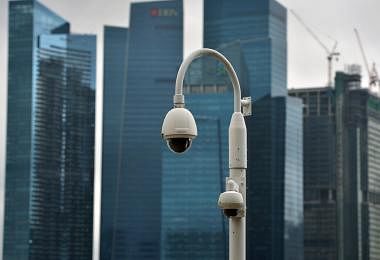 新加坡商业区的监控摄像头