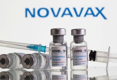 制作过程得用上飞蛾？　一文看懂有望年底前抵新的Novavax疫苗