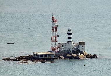 白礁（Pedra Branca Island）