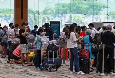 易华仁：新加坡的目标是今年内恢复樟宜机场50%乘客量