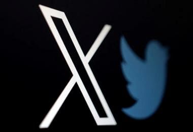 马斯克执意改名为“X”　害惨推特和色情网站“撞脸”