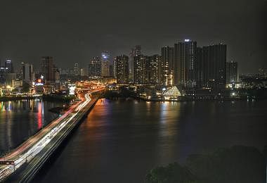和新加坡一起搞柔新特区　安华有信心柔佛经济会起飞