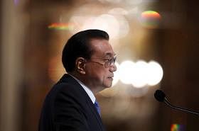 中国总理李克强在新加坡讲座上发表“在开放融通中共创共享繁荣”演讲谈中美贸易战