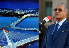 马国首相马哈迪一直钟情于兴建衔接新加坡和柔佛新山的弯桥。