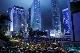 “脱下职员证和制服后都是香港人”　公务员举办集会吁港府回应市民诉求