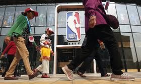 火箭经理发文“挺香港”　NBA在中国随时玩完