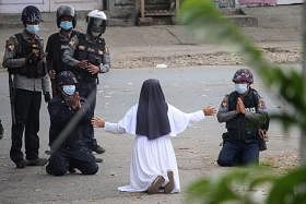 一边是军令如山、一边是良心谴责　叛逃缅甸警察：我下不了手！