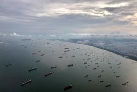 印尼海军在新加坡海域外扣押油槽船　究竟有没有收赎金才“放船”？